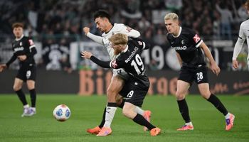B. Monchengladbach vs SC Freiburg (00:30 – 06/10) | Xem lại trận đấu